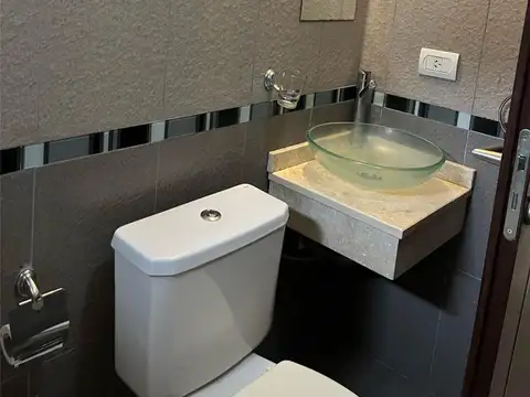 Departamento en Alquiler con 1 cocheras