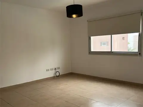Departamento en Alquiler en Ezeiza, $ 600.000