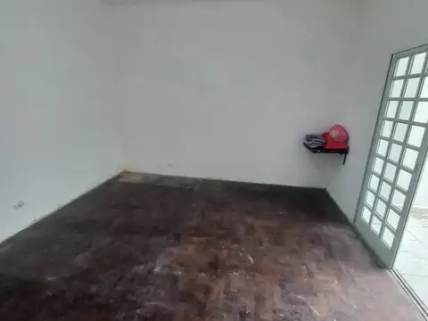 Depto Tipo Casa en Alquiler 60 años