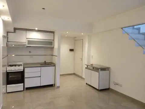 Depto Tipo Casa 2 ambientes con 2 baños