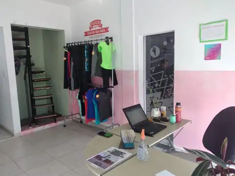 Avenida Almafuerte 200