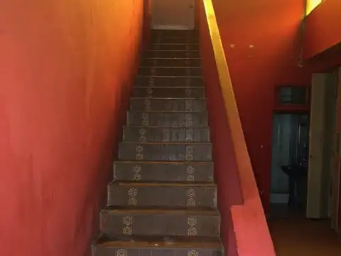 Depto Tipo Casa en Alquiler de 3 ambientes