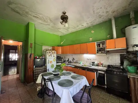Casa 3 ambientes con 1 baño