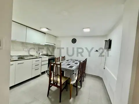 DEPTO | 4 AMBIENTES | PATIO | RECICLADO A NUEVO | LAVADERO | CENTRO ROSARIO