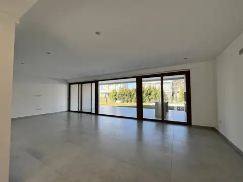 Casa en Venta en Nordelta Carpinchos, USD 735.000