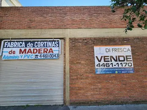 Terreno en Venta en Villa Luzuriaga, USD 280.000