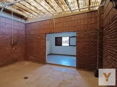 Casa en Venta en Alto Alberdi, USD 92.900