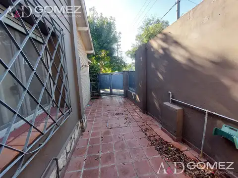 Depto Tipo Casa en Venta 50 años