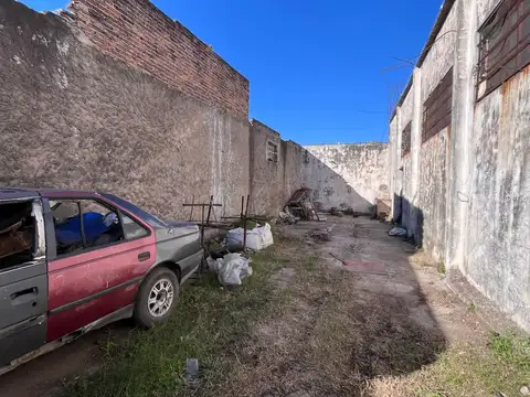 GALPON EN CIUDADELA, TRES DE FEBRERO