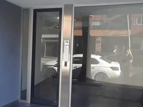 Vera 900, Piso 4