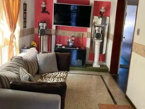 Casa en Venta en Remedios de Escalada, USD 88.000