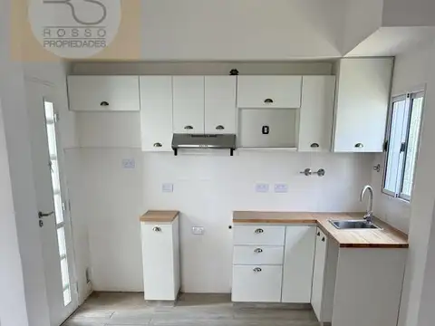 Depto Tipo Casa 3 ambientes con 1 baño