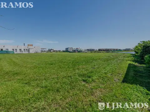 Terreno en Venta de 1051,0 m2
