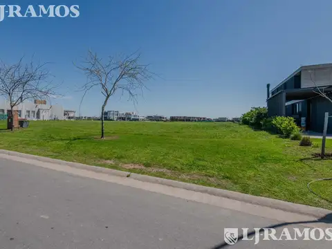 Barrio Marinas, Puertos / Escobar