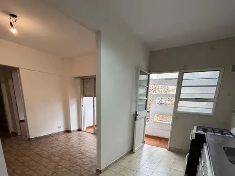 Departamento en Alquiler en Ramos Mejía, $ 640.000