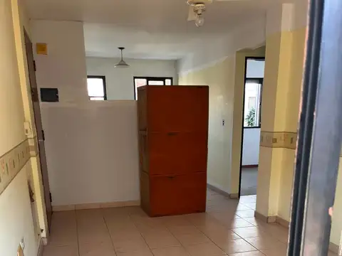 Depto Tipo Casa en Venta en Los Hornos, USD 34.000