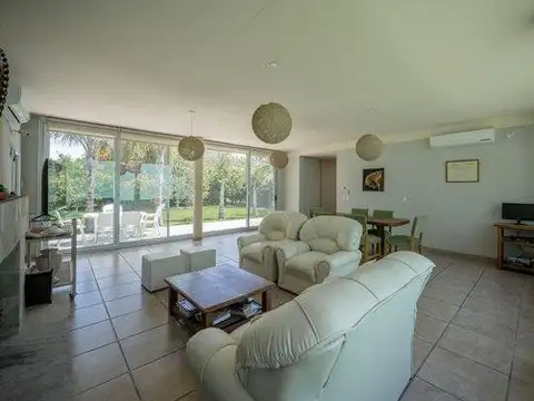 VENTA CASA 4 AMB BARRIO CERRADO PILAR LAS ORQUIDEAS