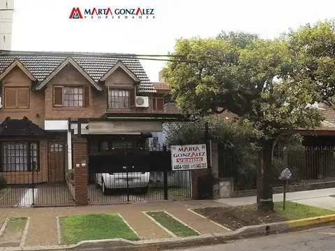 Venta. Impecable  Dúplex en Haedo norte con buen fondo