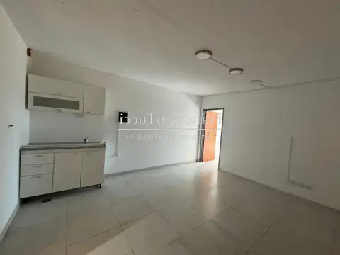 Oficina en Alquiler en Francisco Alvarez, USD 500