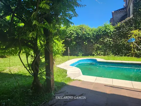 Casa en Alquiler de 4 dormitorios