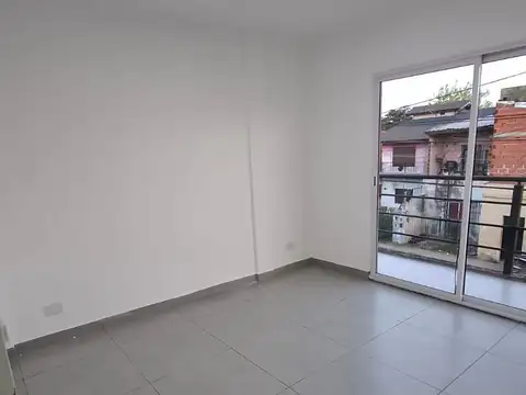 José De San Martín 1600, Piso 1