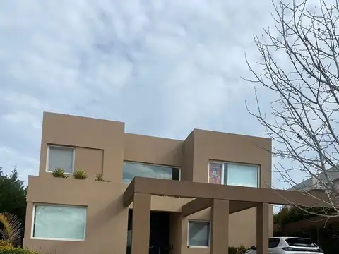 Casa en Venta en Los Lagos 5 dormitorios, Nordelta 100