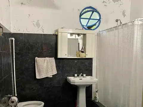 Depto Tipo Casa en Venta 50 años