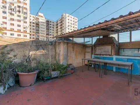 Departamento 4 ambientes con 2 baños