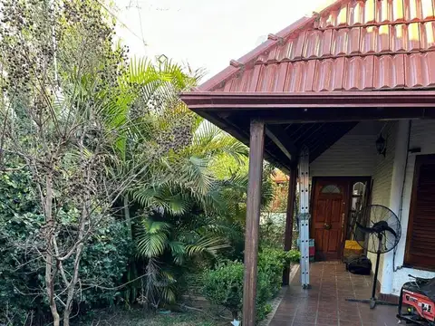 Canadá e/ Tacuarí y Viamonte
