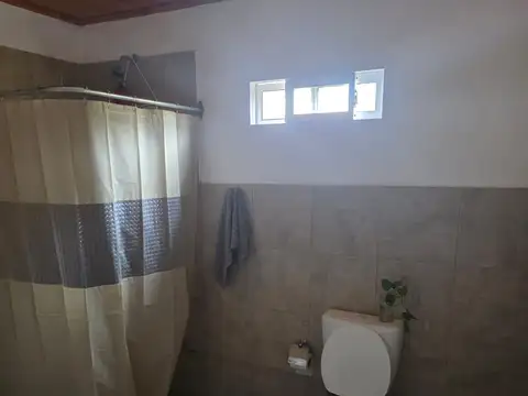 Casa 3 ambientes con 1 baño