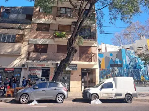 AV. FOREST 600 - COLEGIALES - 2 AMB. LUMINOSO, BUEN ESTADO !