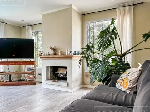 Casa 4 ambientes con 4 baños