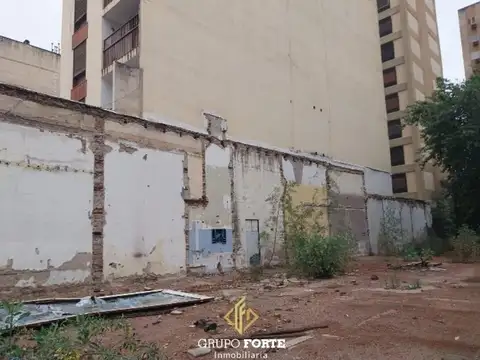 Terreno en Venta en Alberdi, USD 250.000