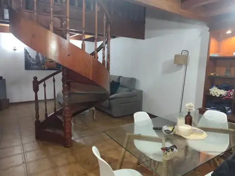 Casa en Alquiler de 4 dormitorios