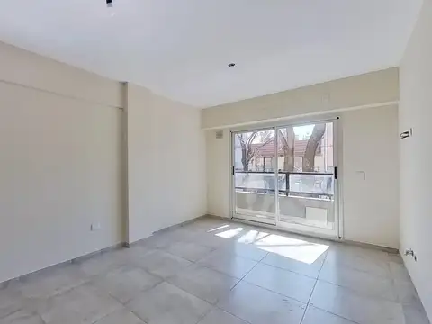 Departamento en Venta en Villa Pueyrredón, USD 198.999