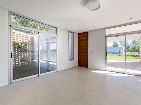 Casa de diseño a estrenar