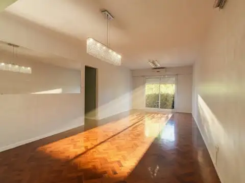 Venta Departamento 5 Ambientes C/ Balcón en Villa Crespo