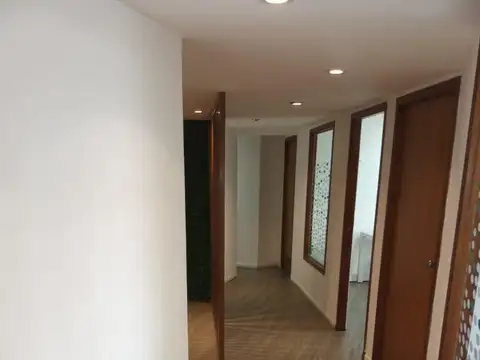 Alem Leandro N. Av. al 700