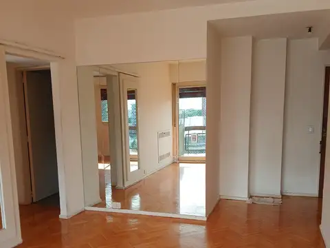 Albarellos 1000, Piso 8