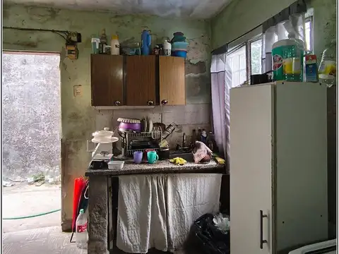 Casa 3 ambientes con 1 baño