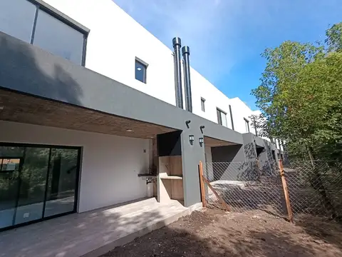 Casa en Venta en Tortuguitas, USD 105.999