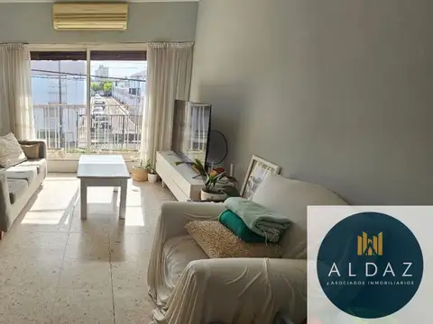 VENTA| En Bahía Blanca casa + departamento+Taller 100