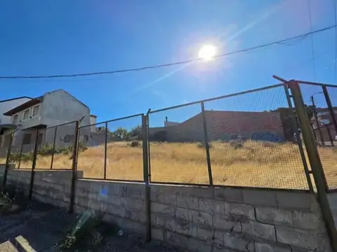 LOTE EN BARRIO ROCA - COMODORO RIVADAVIA