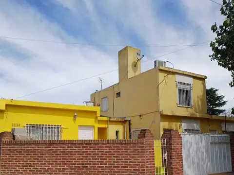 Oportunidad para Inversores en Cañuelas – 5 Departamentos en un mismo lote!