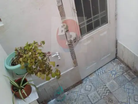 DEPTO 2½ AMB. EN MUY BUEN ESTADO Y ZONA  - OPORTUNIDAD 