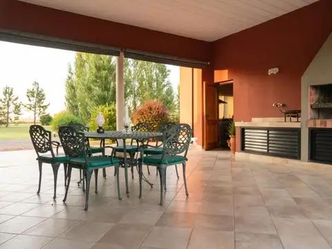 Casa en Venta en Estancia Benquerencia Farm Club, USD 550.000