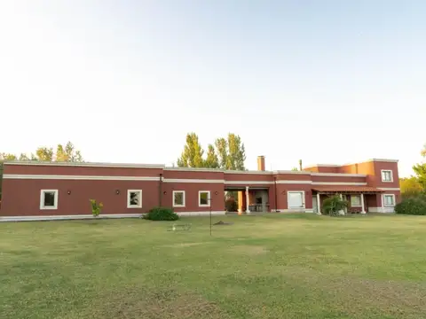 Excelente casa en venta en benquerencia farm club