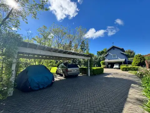 Casa en Venta en Country El Paraíso, USD 450.000