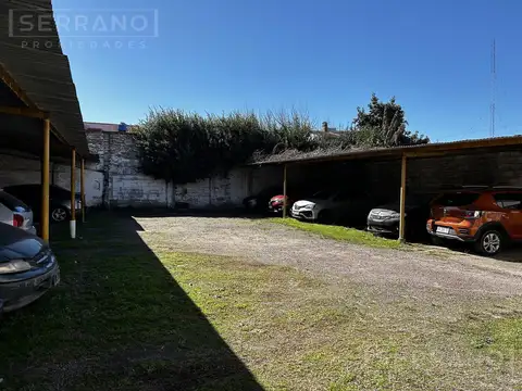 Terreno en venta 4 locales comerciales y 17 cocheras, Boulogne San Isidro (con renta)
