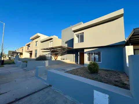 ALQUILER DUPLEX de Categoría San Ignacio Village